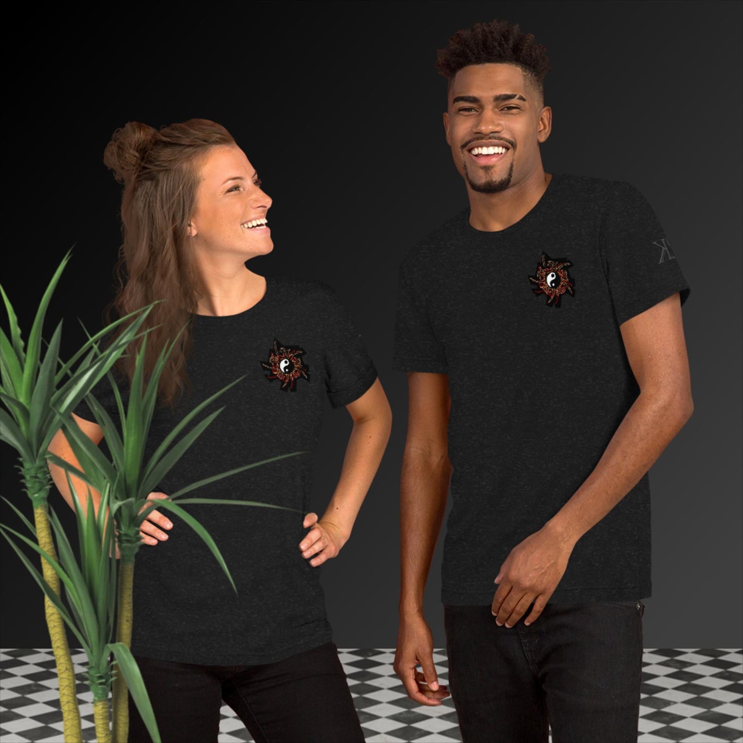 Graffiti Yin - Yang T-Shirt - KolorsDesigns
